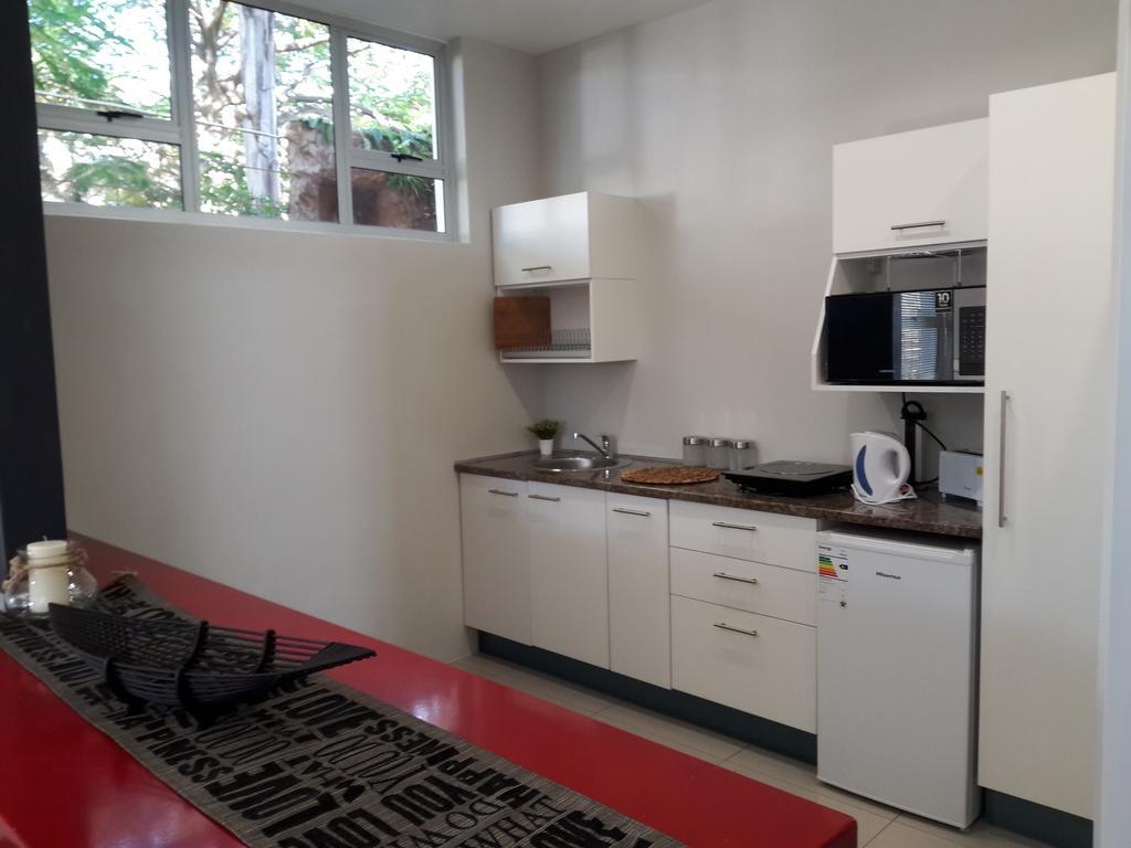 Suiderhof Self-Catering Hotel วินด์ฮุก ภายนอก รูปภาพ