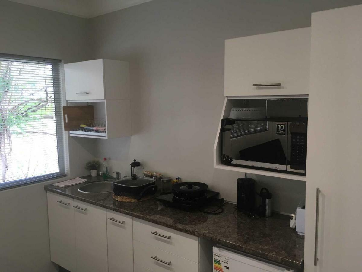 Suiderhof Self-Catering Hotel วินด์ฮุก ภายนอก รูปภาพ